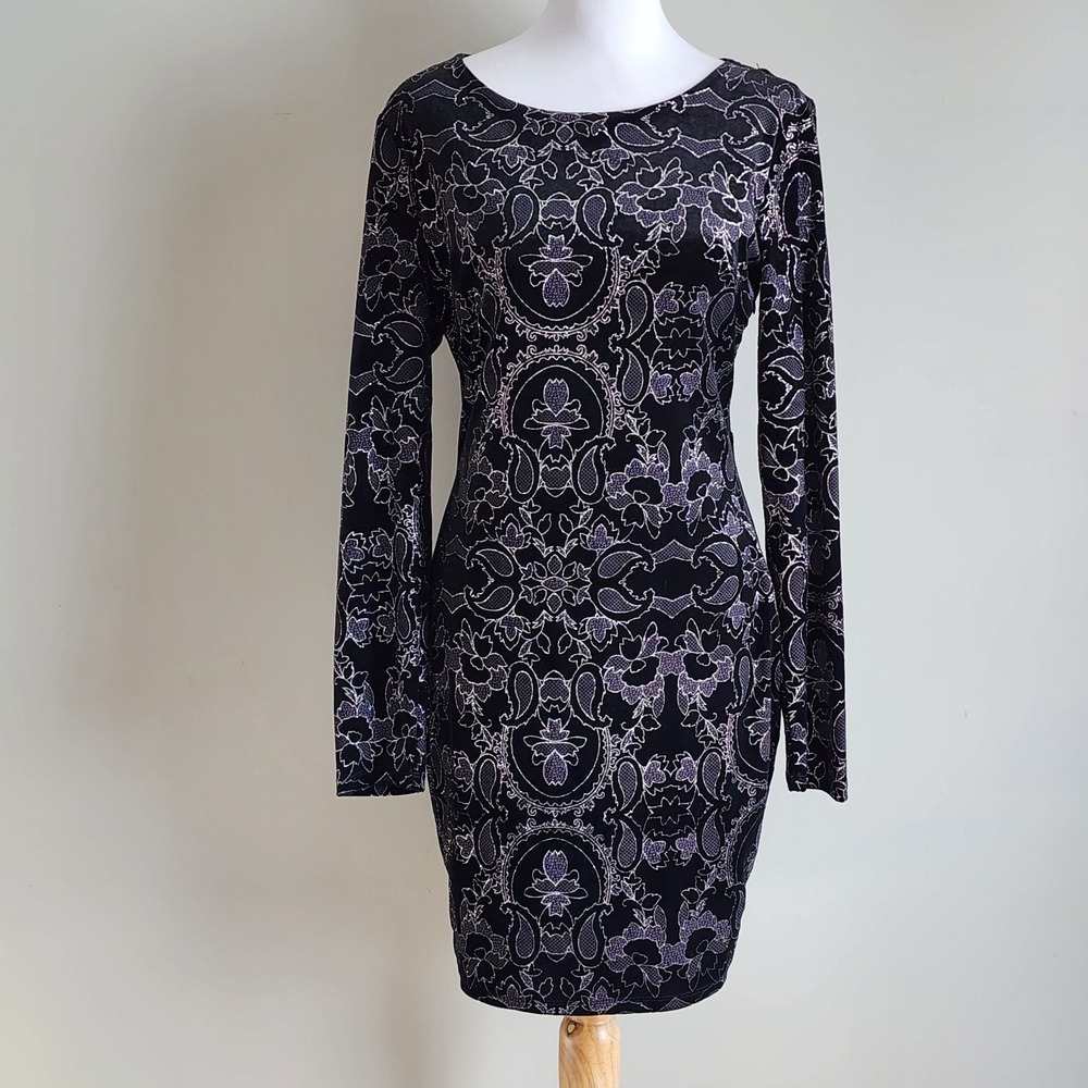 NEW Guess Luella Dress Womens Medium Black Silver Paisley Glitter Open Back Sexy